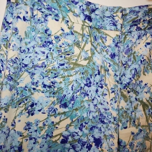 Talbots Blue Beige Floral Ankle Dress Pants Sz 4P - Picture 3 of 10